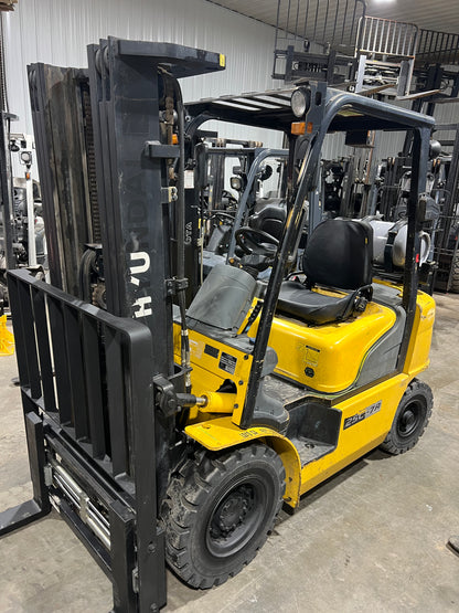 2013 Hyundai Forklift 5000lb Capacity Fork-Positioner