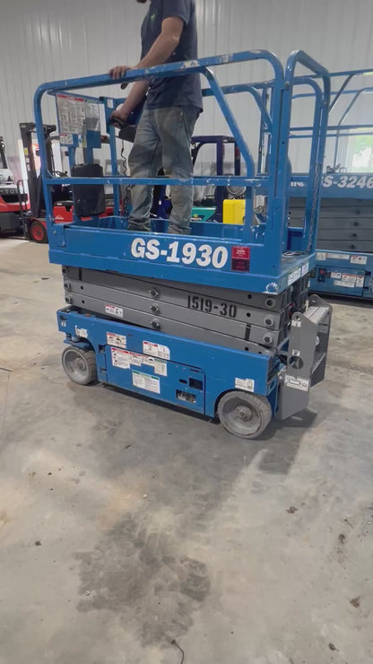 2020 Electric Genie Scissor 120 hours