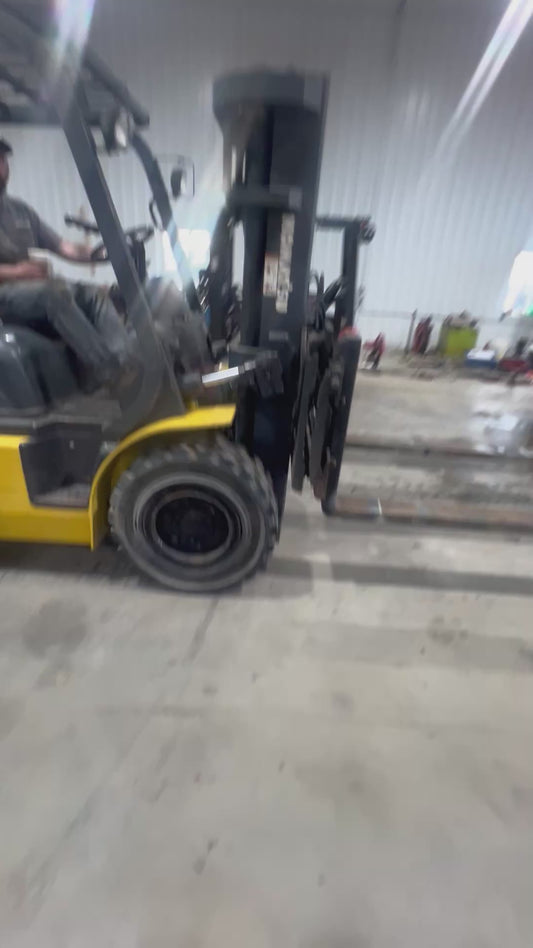 2004 Komatsu Forklift 10k Lift Capacity Triple Mast! Fork Positioner